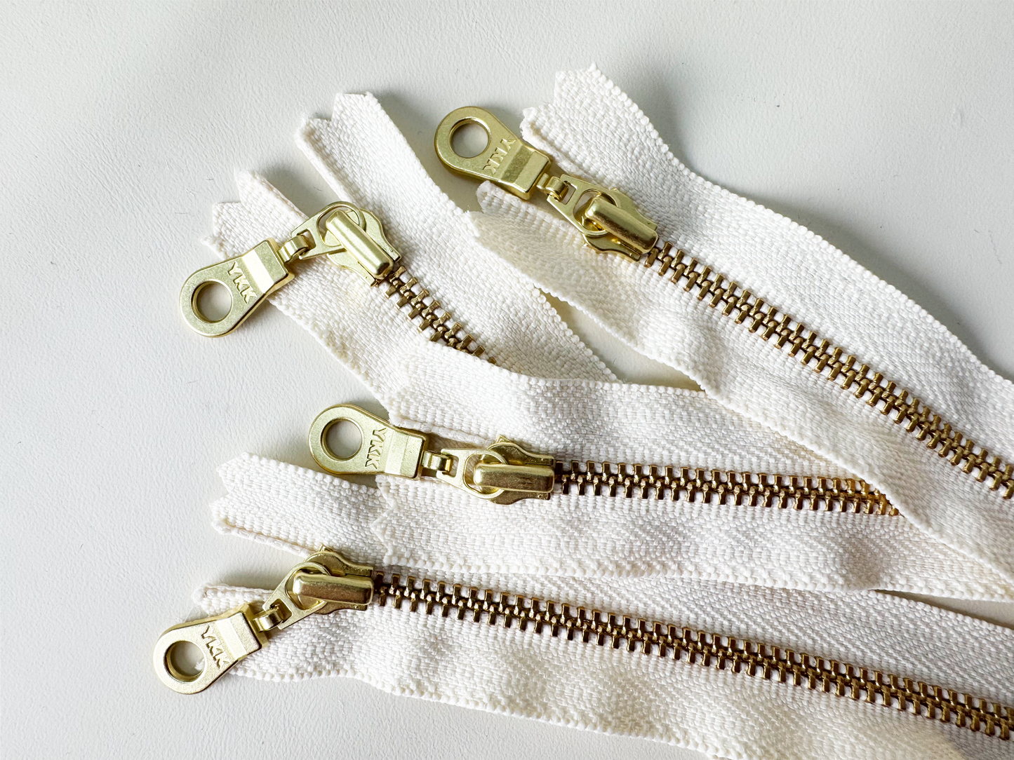 YKK Size 3 Off White Brass Zipper l Donut Pull