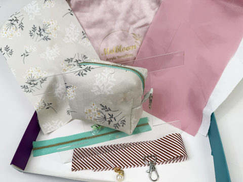 Cube Zipper Pouch Sewing Kit - White Flower