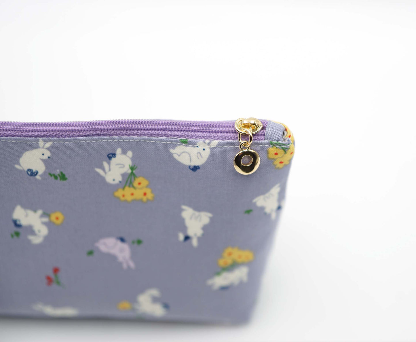 Enjoy Rabbit Zipper Pouch