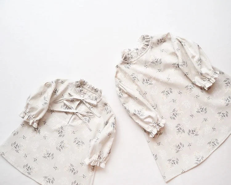 100% Cotton Oxford Lace Flower 60" Wide