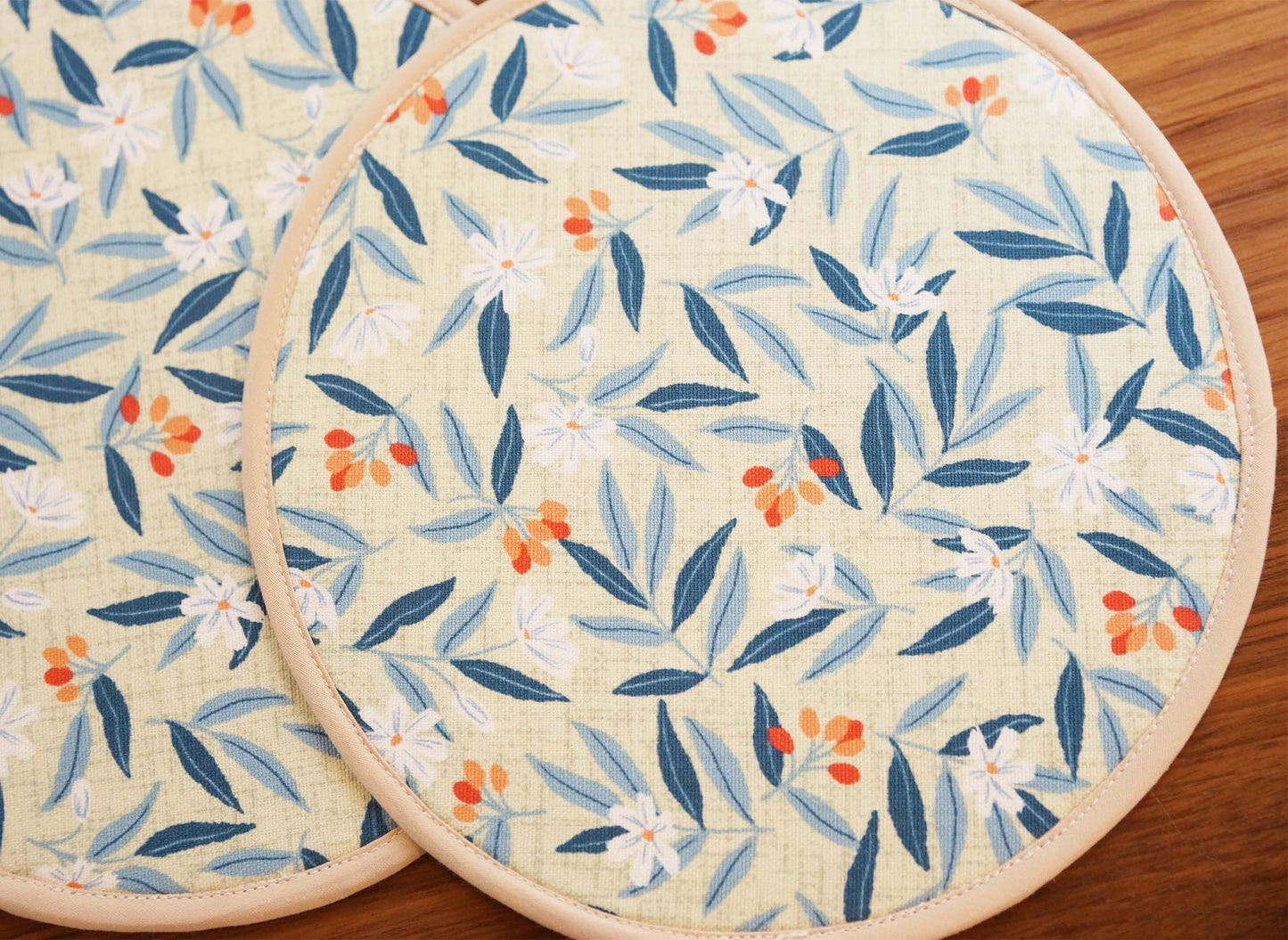 Purity Trivet, Round Fabric Potholder