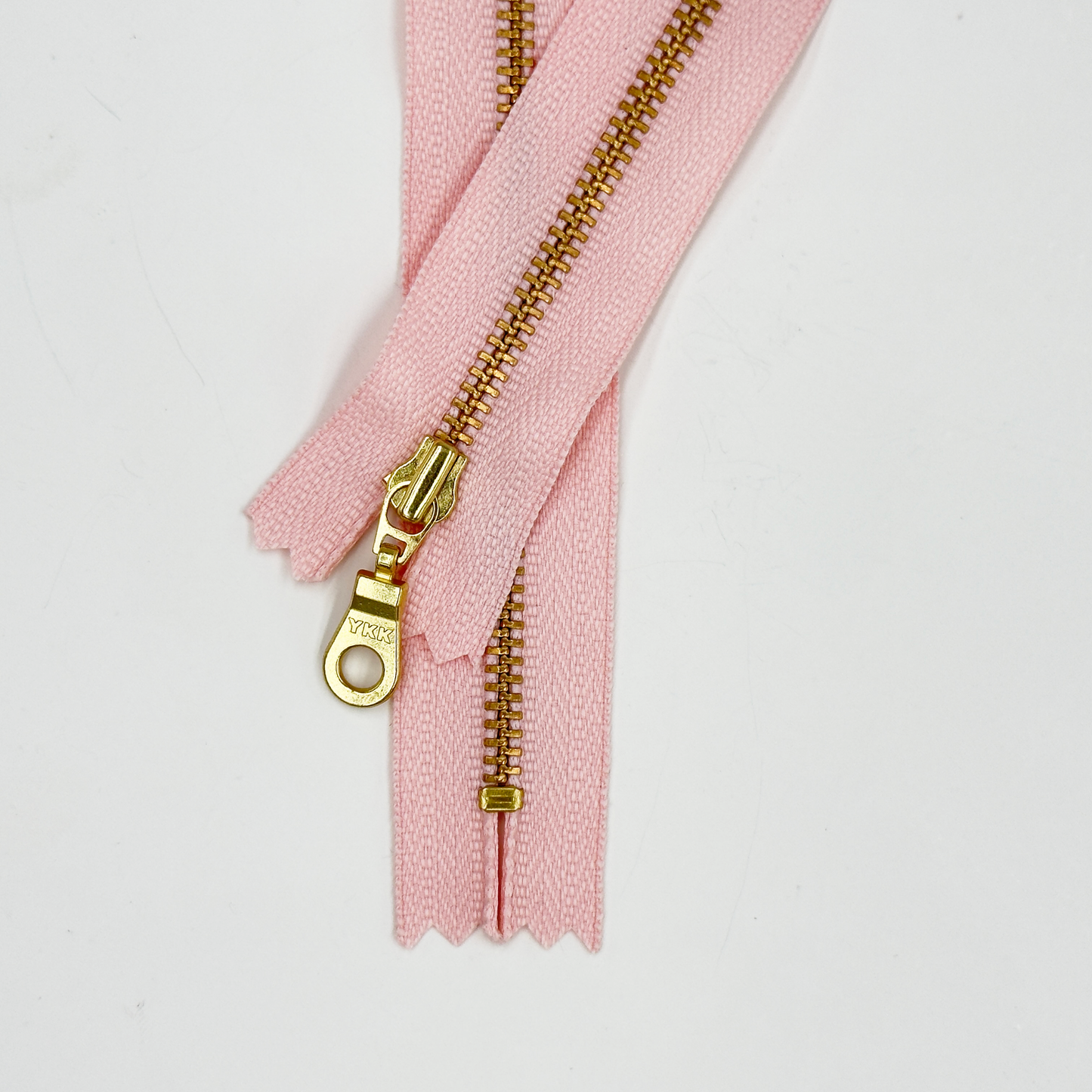 YKK Size 3 Nude Pink Brass Zipper l Donut Pull