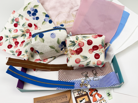 Cube Zipper Pouch Sewing Kit - Blueb+Cherry