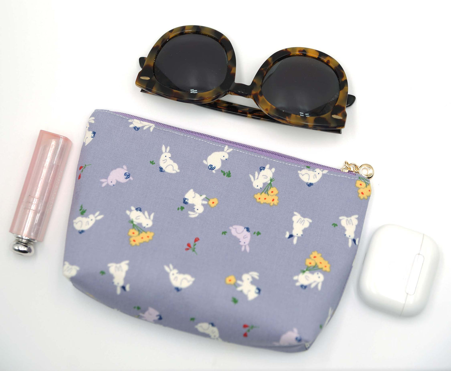 Enjoy Rabbit Zipper Pouch