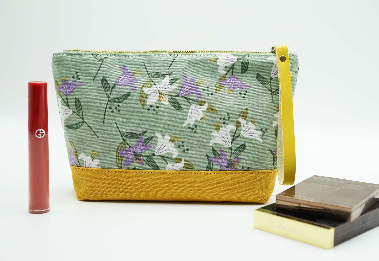 Madonna Lily Zipper Bag, Make-Up Bag