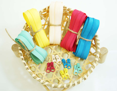 YKK #3 Coil Zippers kit, 3 yds & 8 pulls