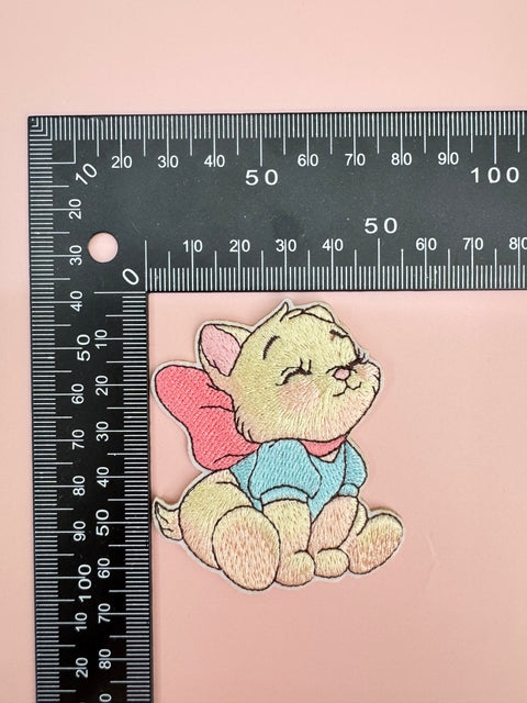 Cat with Back Bow Patch