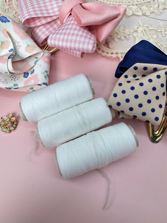 White Bow Thread
