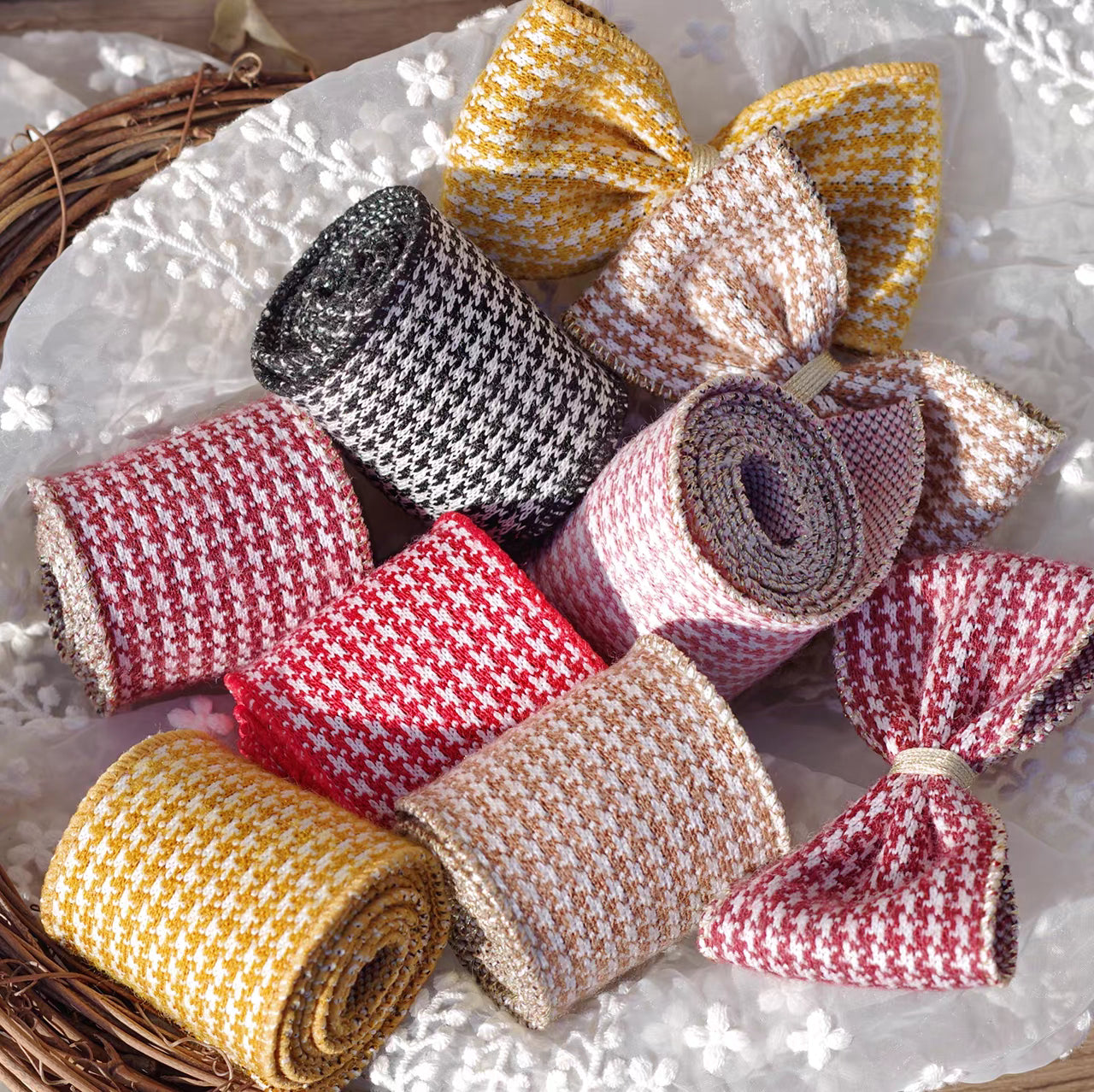 1.6'' Black and White Houndstooth Woven Ribbon