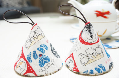 Japanese style cone shaped pot holders