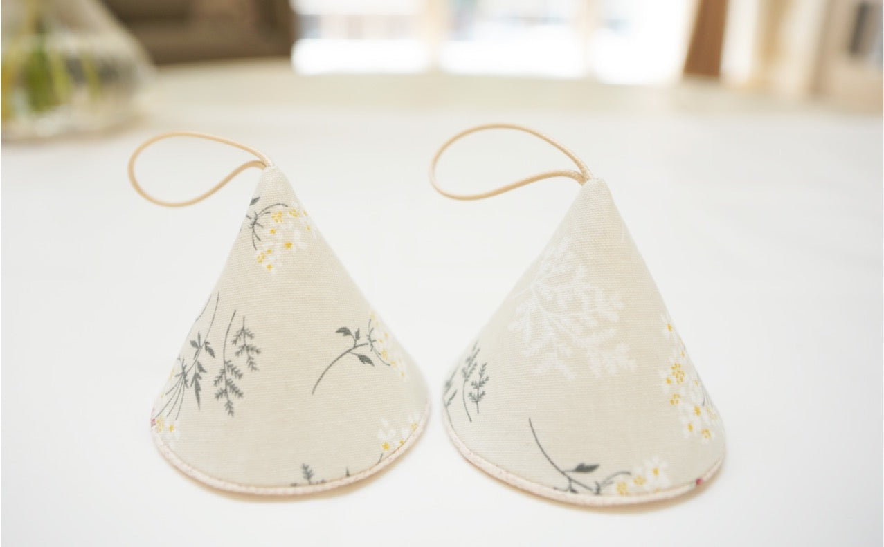 Japanese style cone shaped pot holders