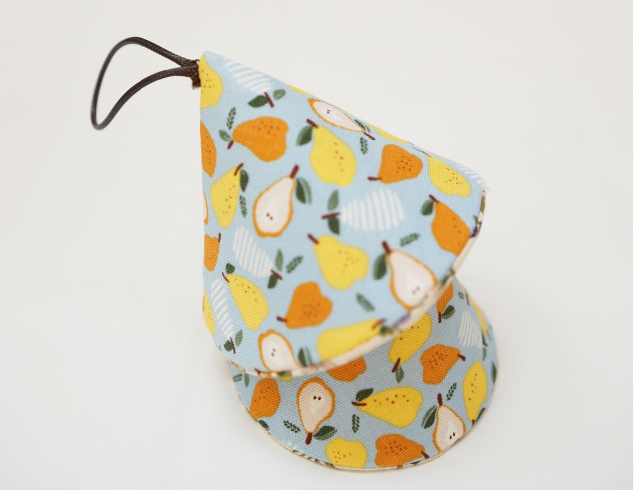 Japanese style cone shaped pot holders