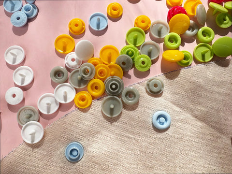 Glossy KAM T5 Plastic Snap Fasteners 20 Sets