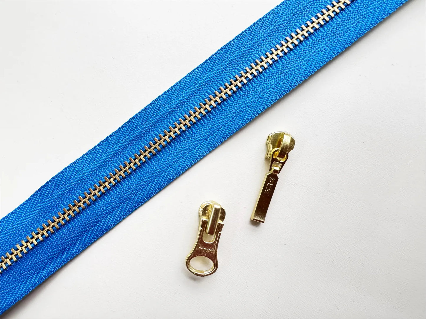 YKK Size 3 Brass Zipper Kit l 1 Yard Chain & 3 Sliders
