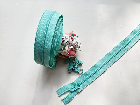 YKK #3 Coil Zipper – Continuous Chain, 3 Yds